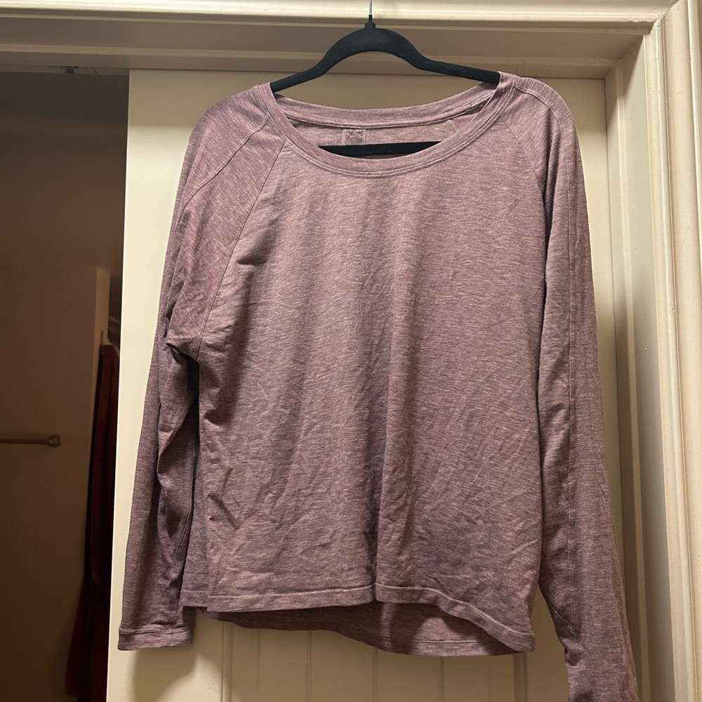 lululemon long sleeve with cut out in back
